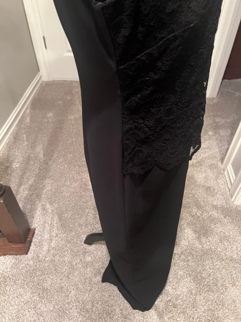 Elegant Black Lace Maxi Dress - Picture 7 of 11